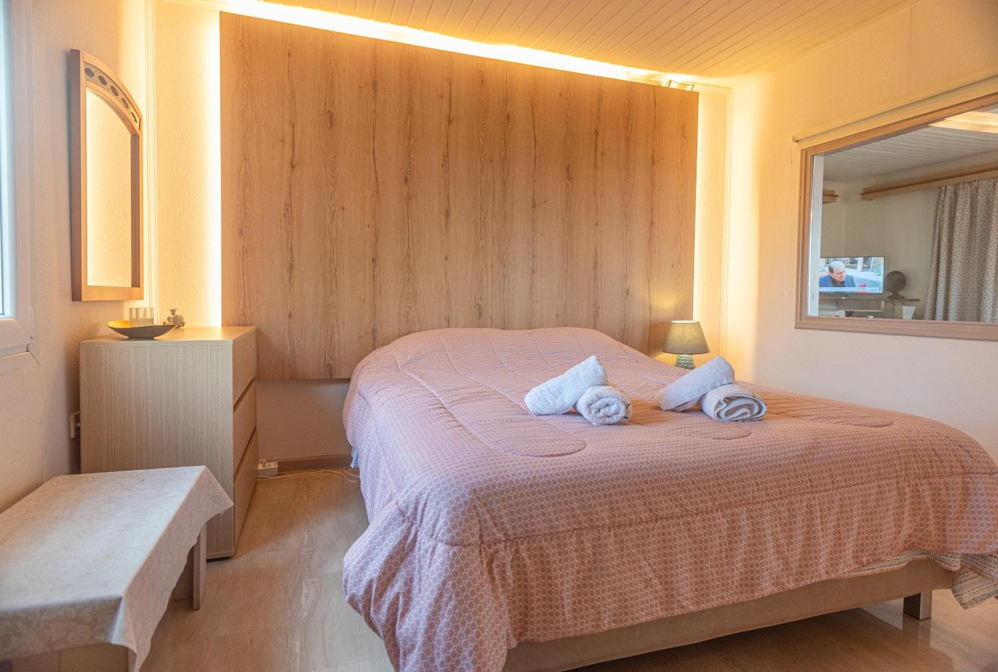 Aegean Bliss Residences Karfas Exteriör bild