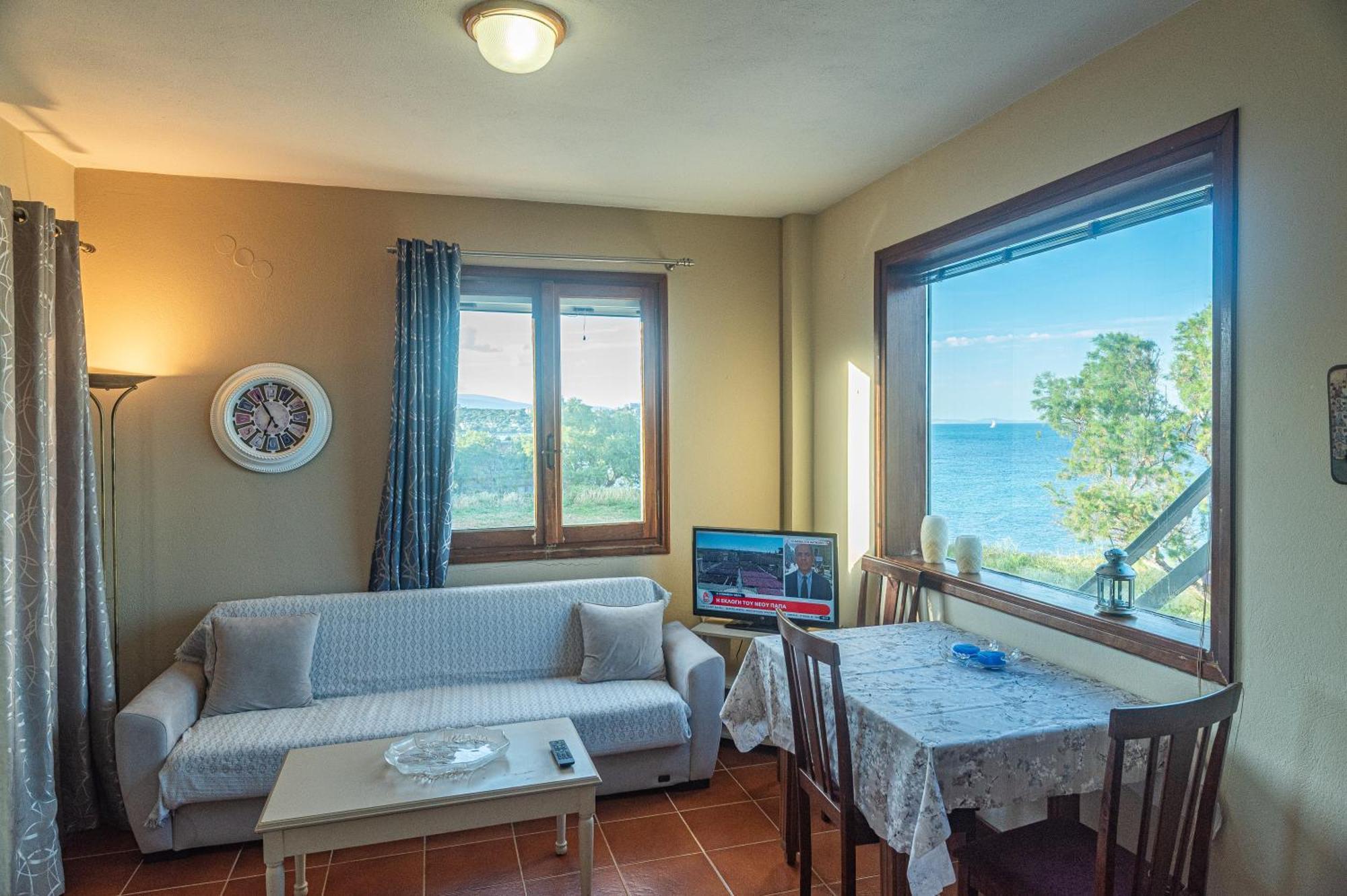 Aegean Bliss Residences Karfas Exteriör bild