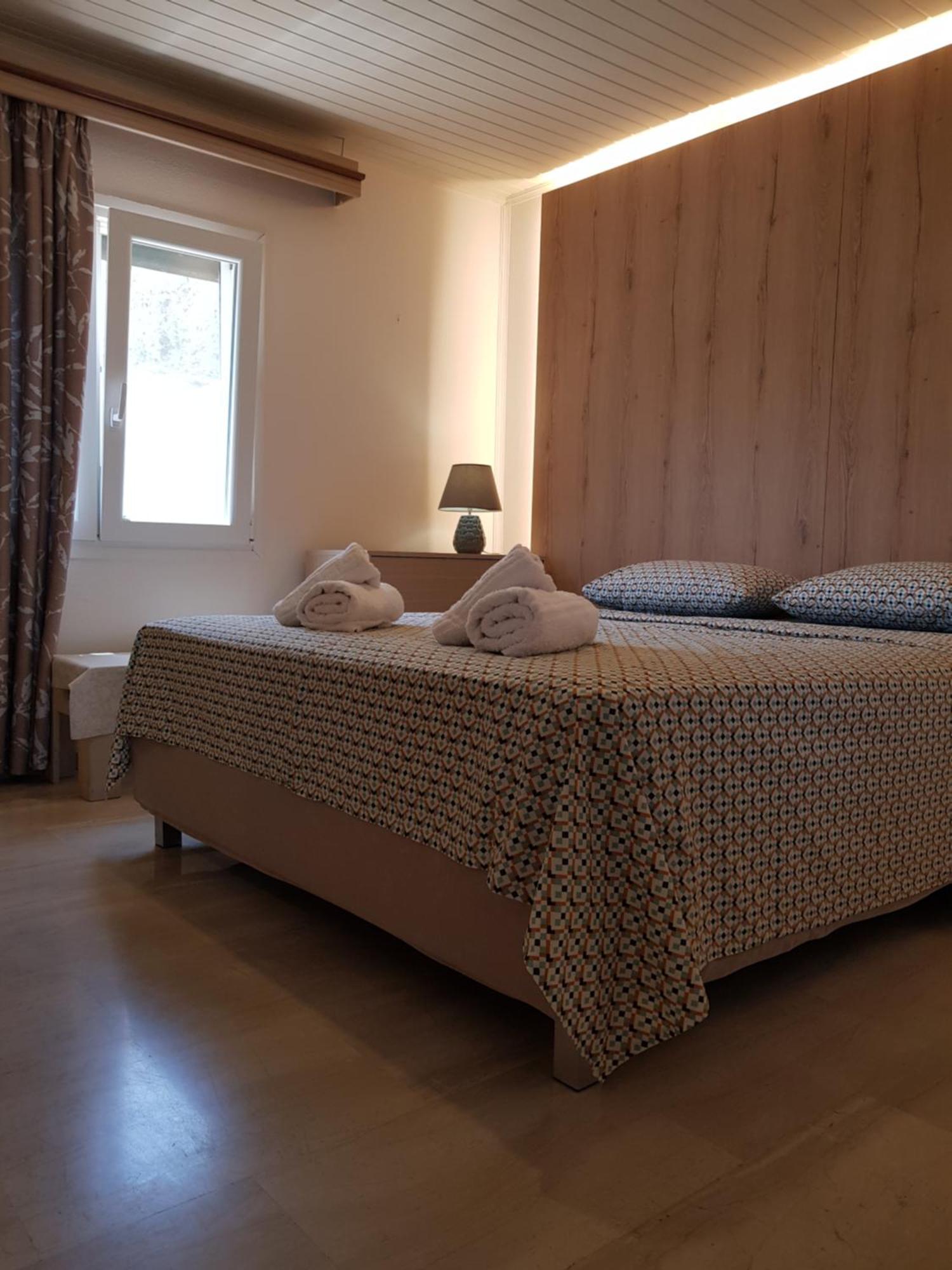 Aegean Bliss Residences Karfas Exteriör bild